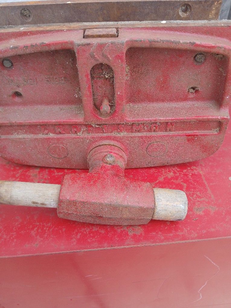 Vintage Craftsman Vise