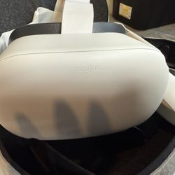 Oculus Quest 2  VR Virtual Reality Headset 