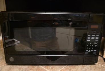 GE 2.0 Cu Ft Microwave (2026) – For Parts / Repair
