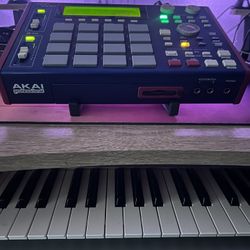AKAI MPC 1000 