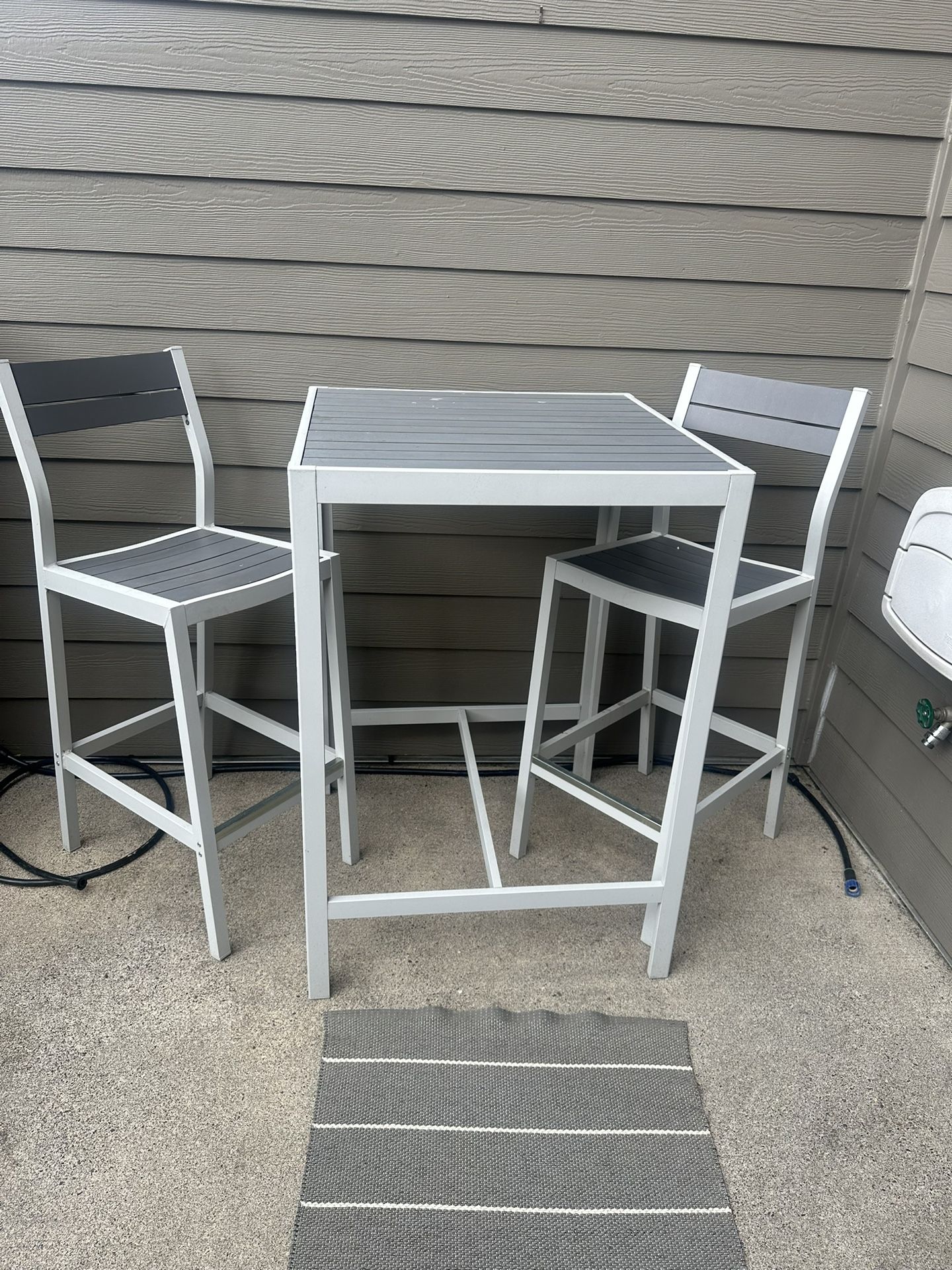 Visit the Store, Modway Modway Visit the Store 4.4 4.4 out of 5 stars (4) Modway Shore 3-Piece Aluminum Outdoor Patio Set with 28" Pub Table and Two A