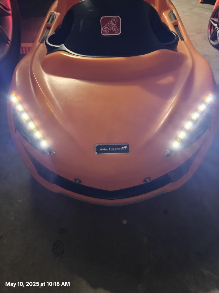 (Modified) STEP 2 McLaren push cars (Two)