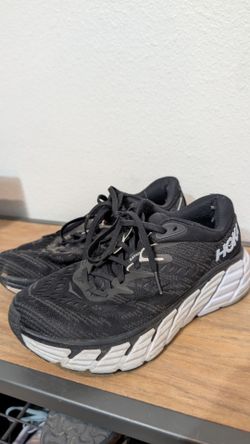 Hoka Gaviota 4 size 8.5