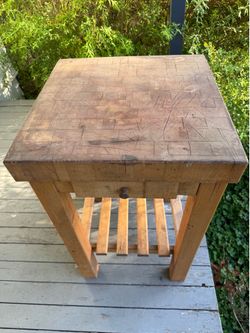 Cutting board table