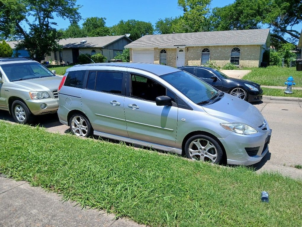 Mazda 5