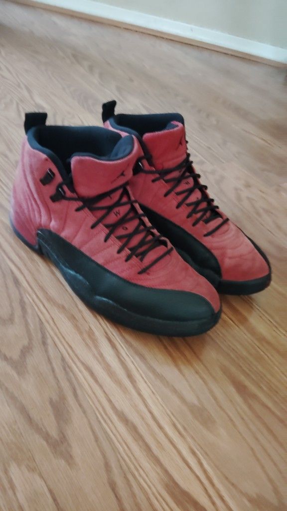Jordan 12 Reverse Flu Game