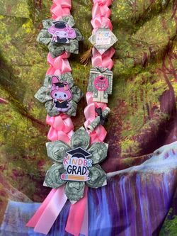 Graduation leis
