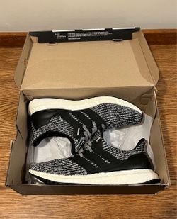 Adidas UltraBoost Oreo | Men’s Size 9 | Excellent Condition
