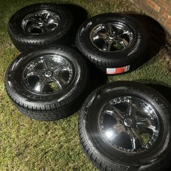 17”  Mustang/Shelby wheels AMERICAN RACING RIMS (new tires!)