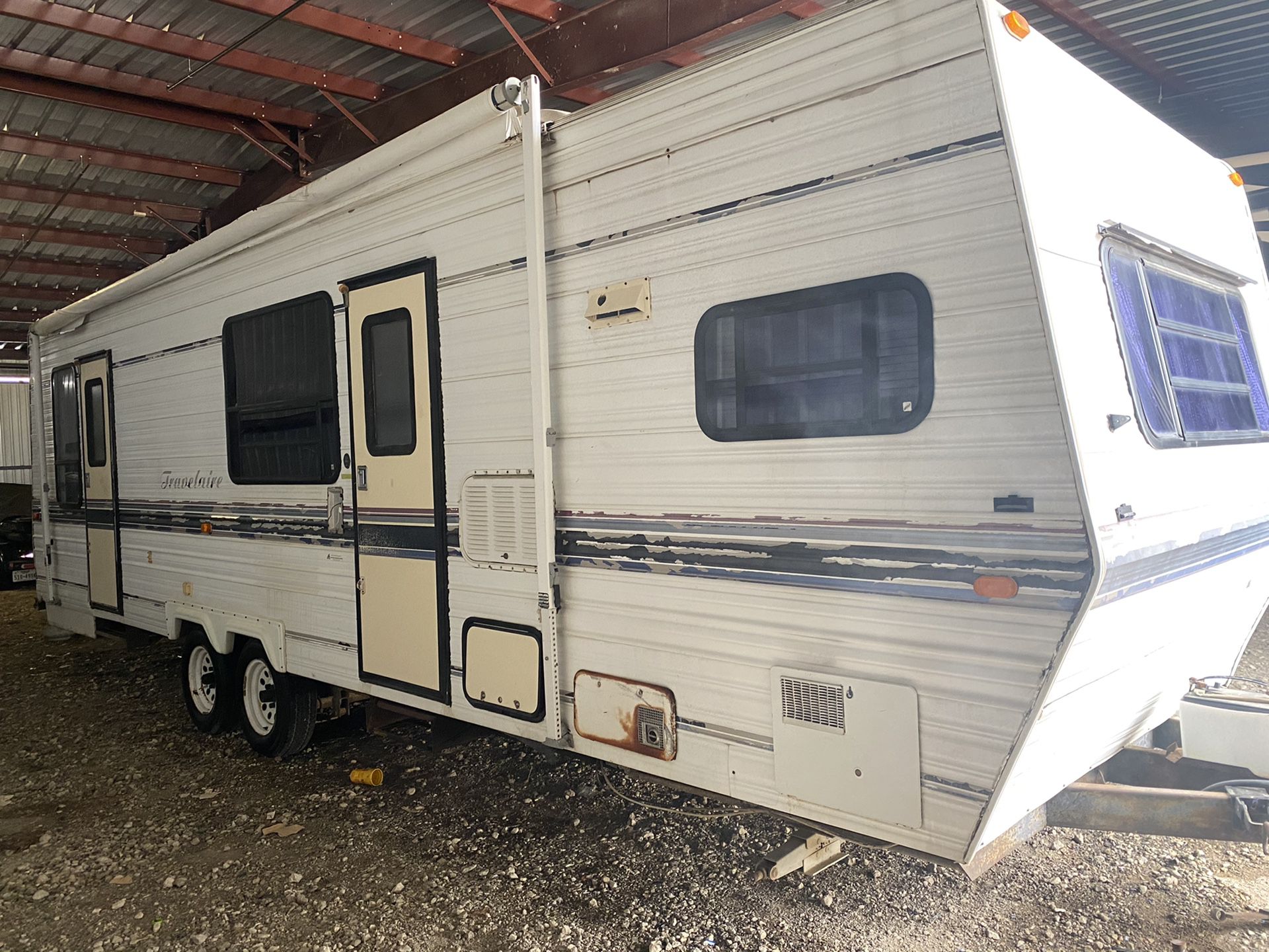 1995 travel air 32ft with slide out