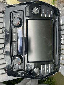 Nissan Original Car Radio