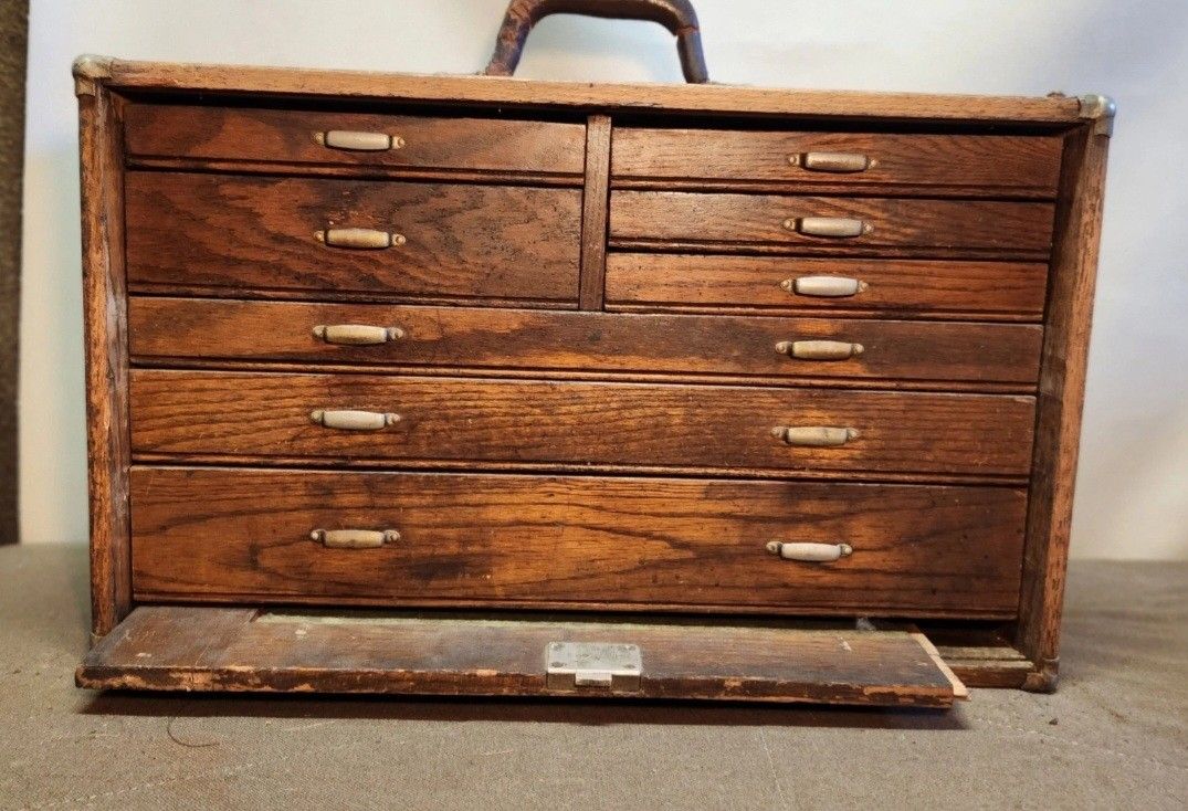 Antique Union 8 Drawers Oak Wood Machinist Chest Tool Box