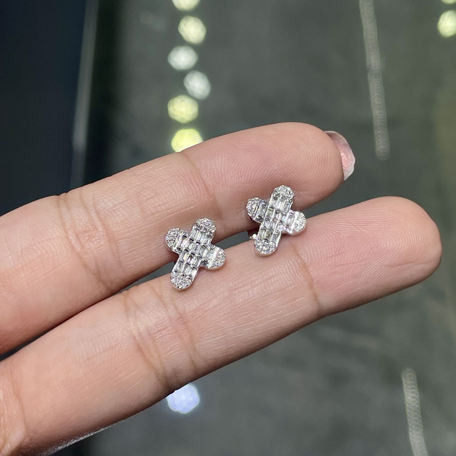 Natural Diamond Earrings 