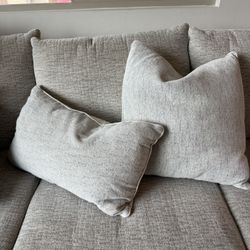 Throw Pillows 