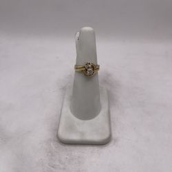 14kt Gold Diamond Engagement Style Ring 