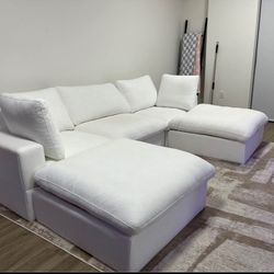 Modern sectional sofas!  More Inventory and Special Deals at BetterHomeFurnitures.com! 
