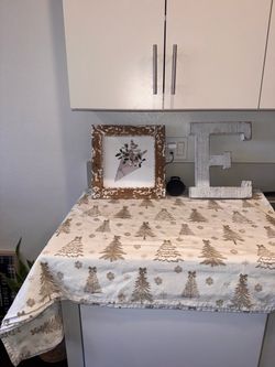 Frame and letter E decoration