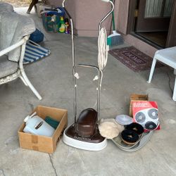 Electrolux Carpet Shampooed And Hardwood Floor Cleaner.  Had It For Many Years But Not Used Very Much.