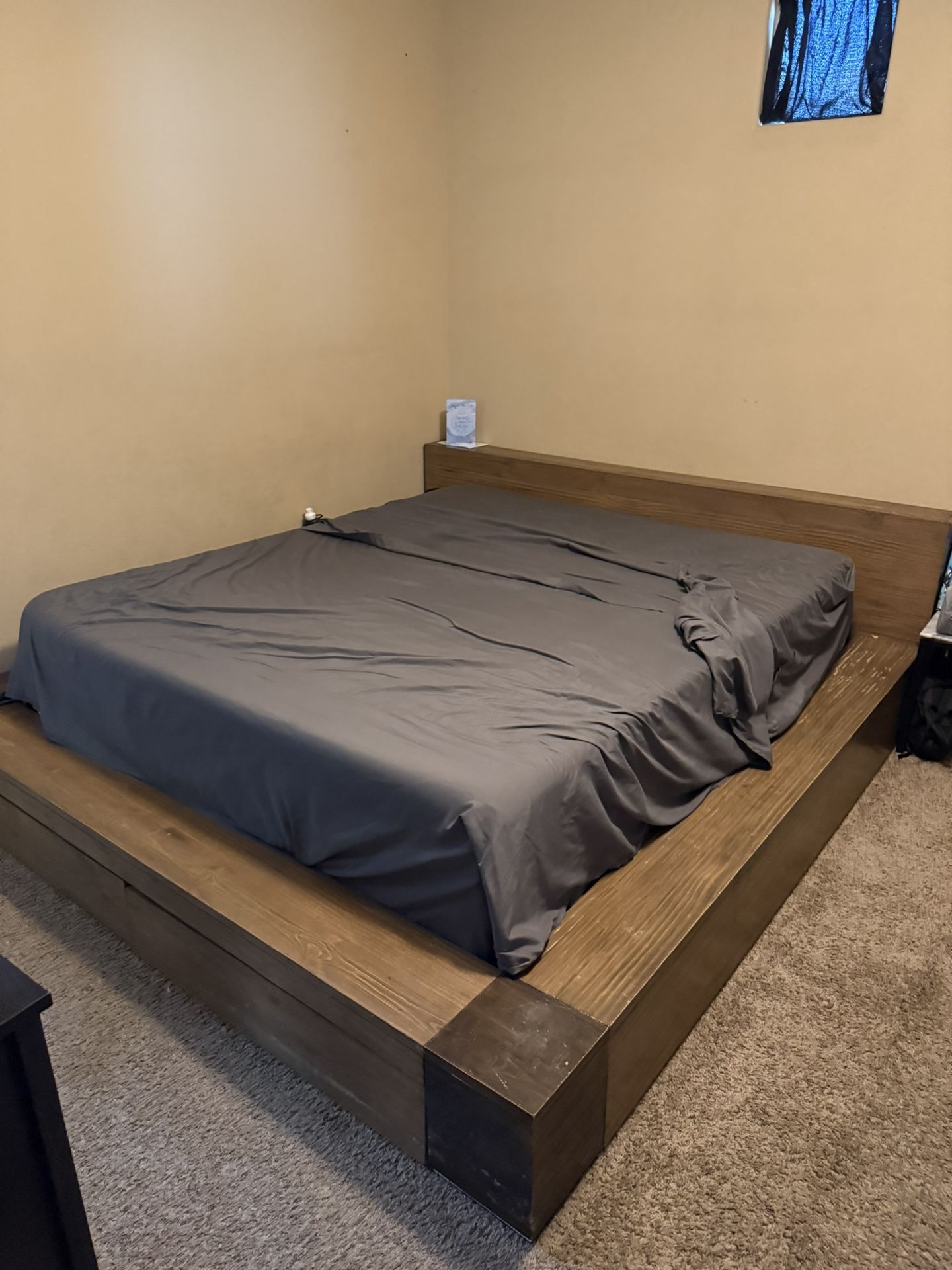 California King Solid Wood Platform Bed Frame with Storage