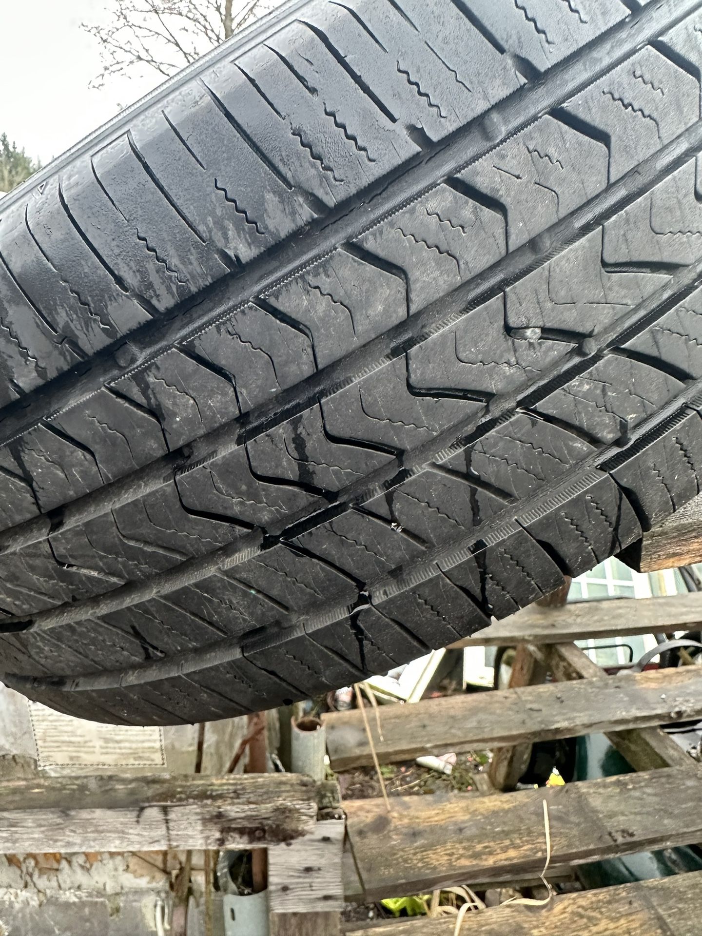 Toyo UltraZ900 Premium Touring Tire 235/60R16 for Sale in Woodinville