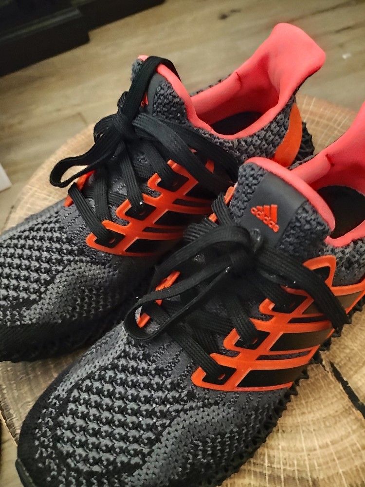 Size 7 Adidas ultra4D