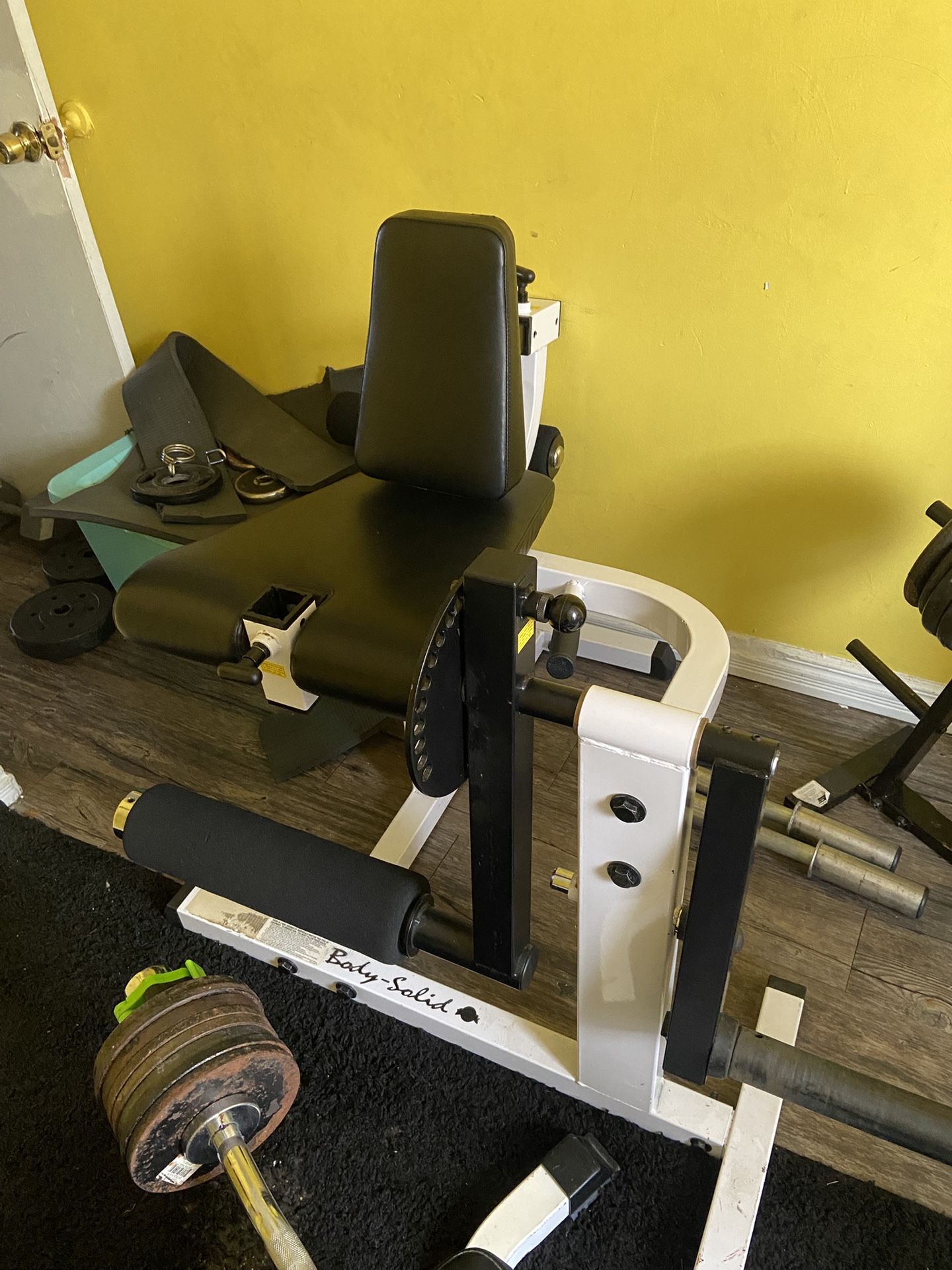 Leg Extension Machine