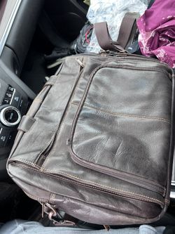 Almost New Wilson Leather Messenger Bag Briefcase