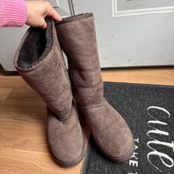 Women Ugg Boots Chocolate Brown Size 10 