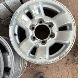 15”x7 Toyota Alluminum Rims