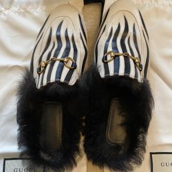 Authentic Gucci Slides/Flats - Size 8.5 with Original Box and Dust Cover