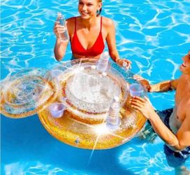 Inflatable pool cooler