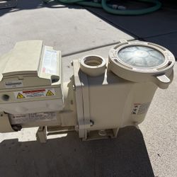 Pentair Intelliflo Variable Speed Swimming Pool Pump 