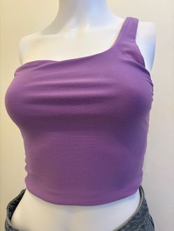 Cute purple top worn once size small $10