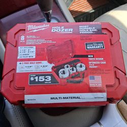 Milwaukee hole dozer