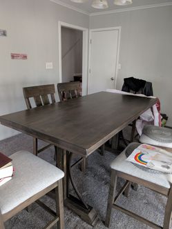 Dining set