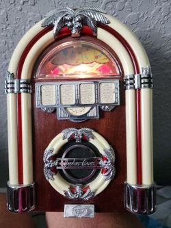 A Jukebox that all works light and radio