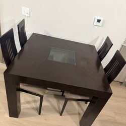 4 Seater Dining Table
