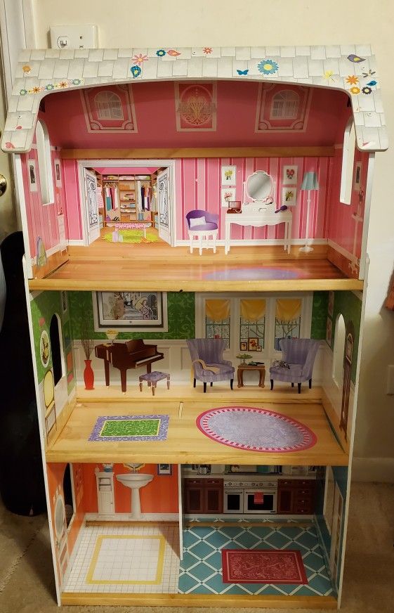 Girls Doll House