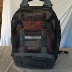 https://offerup.com/redirect/?o=VmV0by5Qcm8= Pac (Tool Backpack). Great Condition List Price Is $320.00