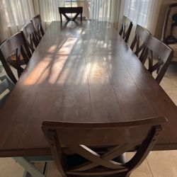 DINING TABLE WITH CHAIRS GREAT PRICE READ DESCRIPTION