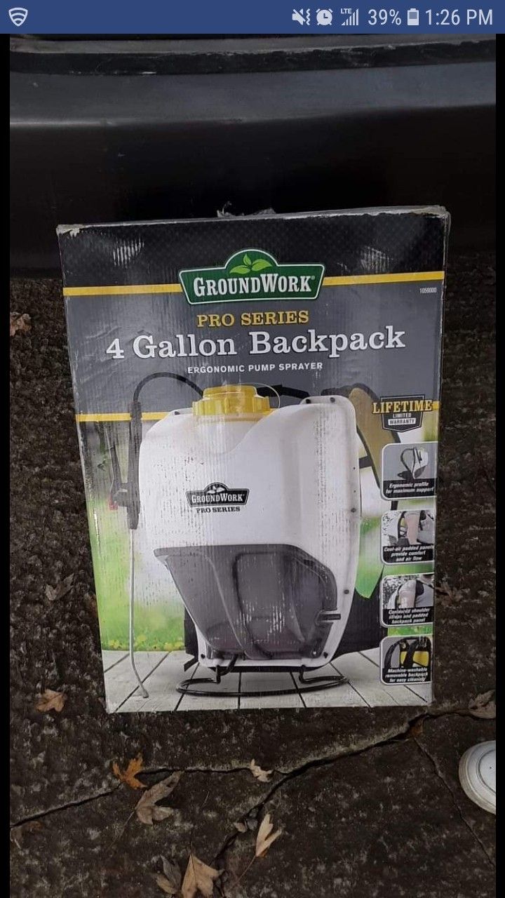 Ground Works Pro Series Backpack Sprayer 4Gal.