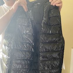 Brand New Medium Calvin Klein Puffer Vest 