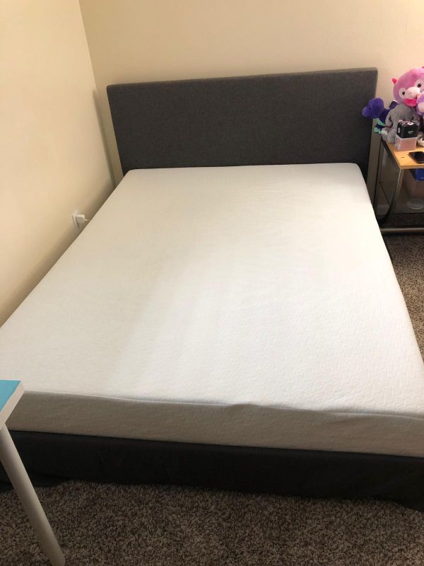 Queen size bed frame and mattress 8 inch for Sale in Durham, NC OfferUp
