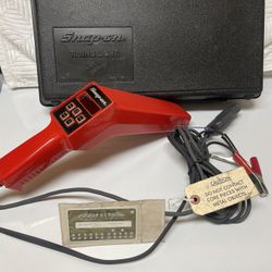 Snap-On Computerized Tach Advance Timing Light, model MT1261A. • inductive digital timing light