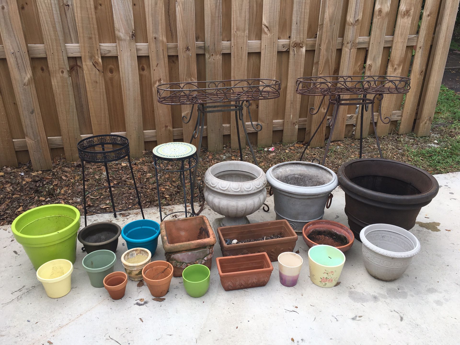 Flower pots/ garden items