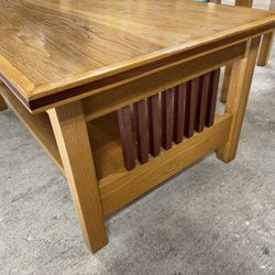 Living Room Table And Matching End Tables 