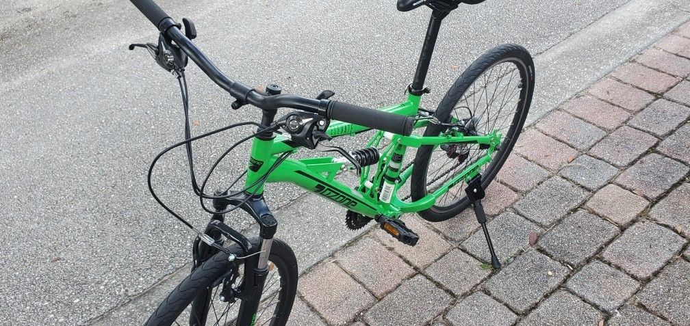 Ozone 500 Elevate 24" (Like New + Road Tires)