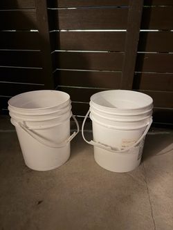 White Plastic 5-Gallon Buckets Set of 2