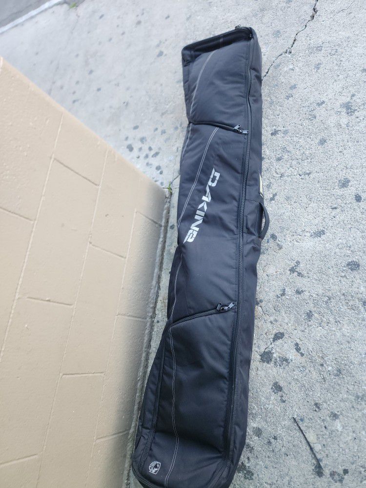 Dakine Snowboard Travel Bag With Wheels