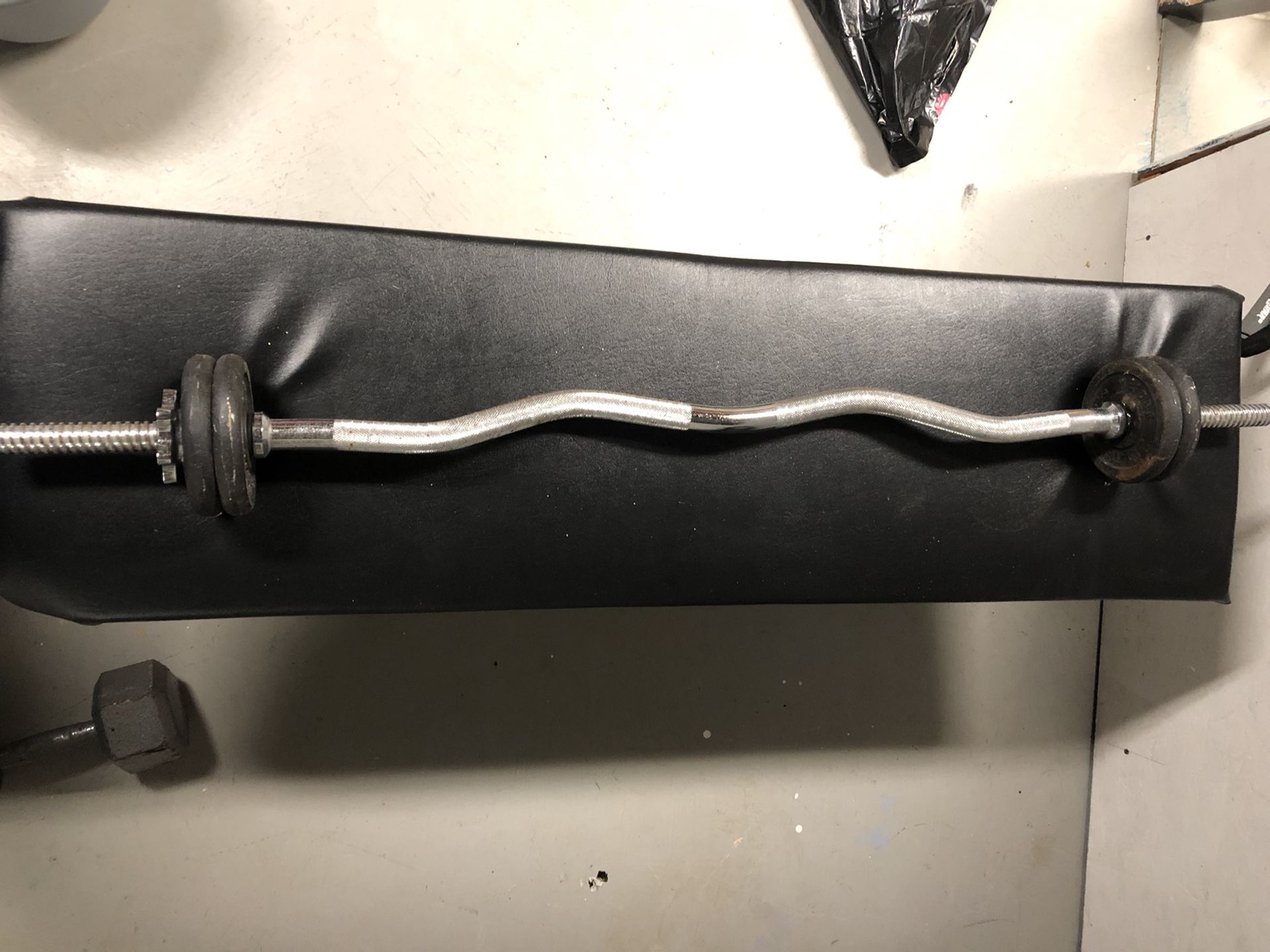 Curl Bar And Weights (One Inch Diameter)